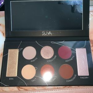 Protege eyeshadow pallet